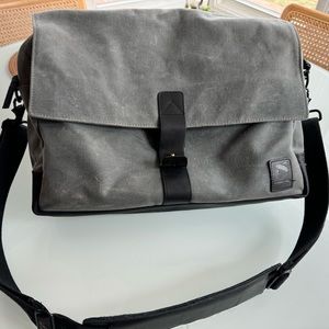 Nutsac Satchel